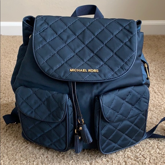 Michael Kors Handbags - Michael kors